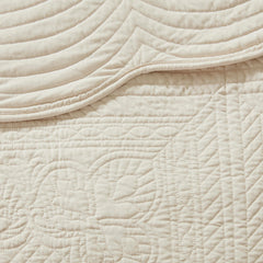 3 Piece Reversible Scalloped Edge Quilt Set Cream King Cal King