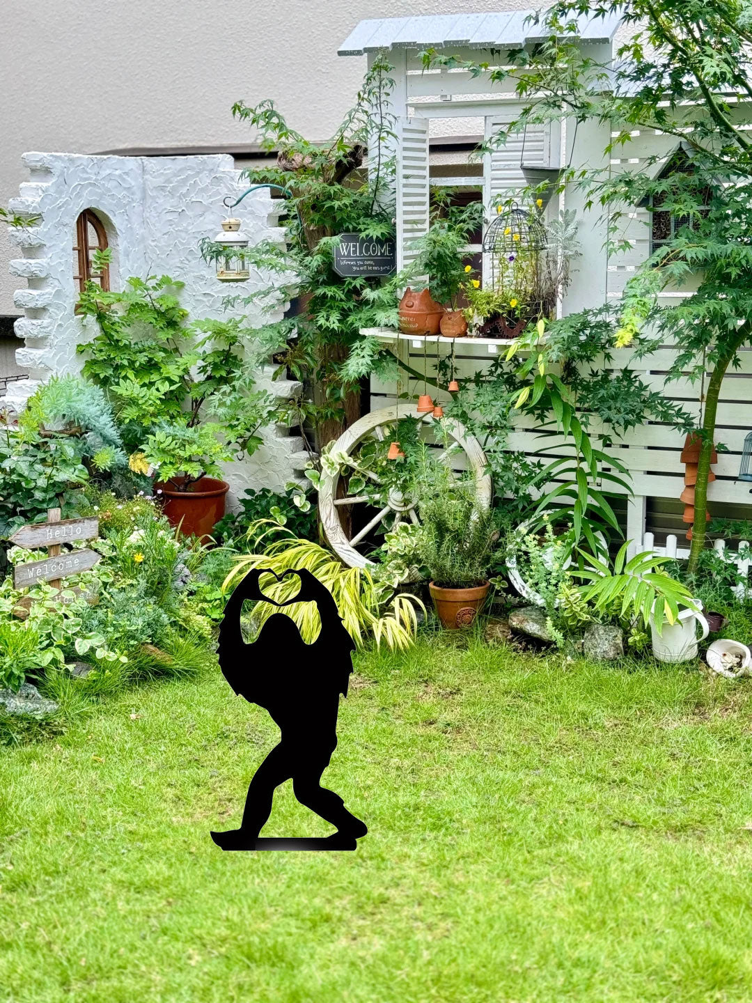 Viral Bigfoot Garden Statue - Funny Cartoon Sculpture For Lawn & Pati