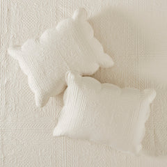 3 Piece Reversible Scalloped Edge Quilt Set Cream King Cal King
