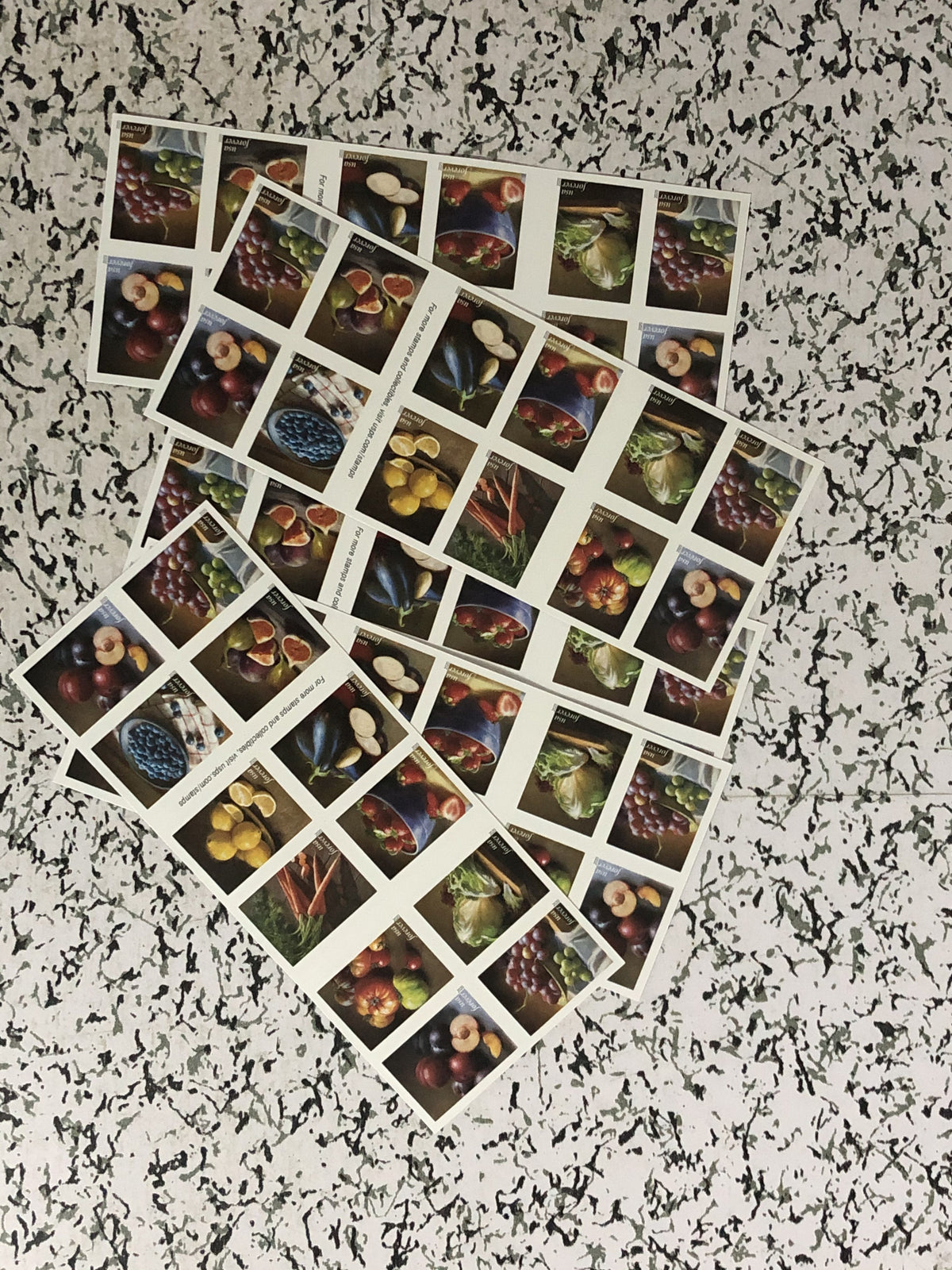 First-Class Rate U.S. STAMPS New Fruits & Vegetables 1 0 0pcs FREE SHIPPING