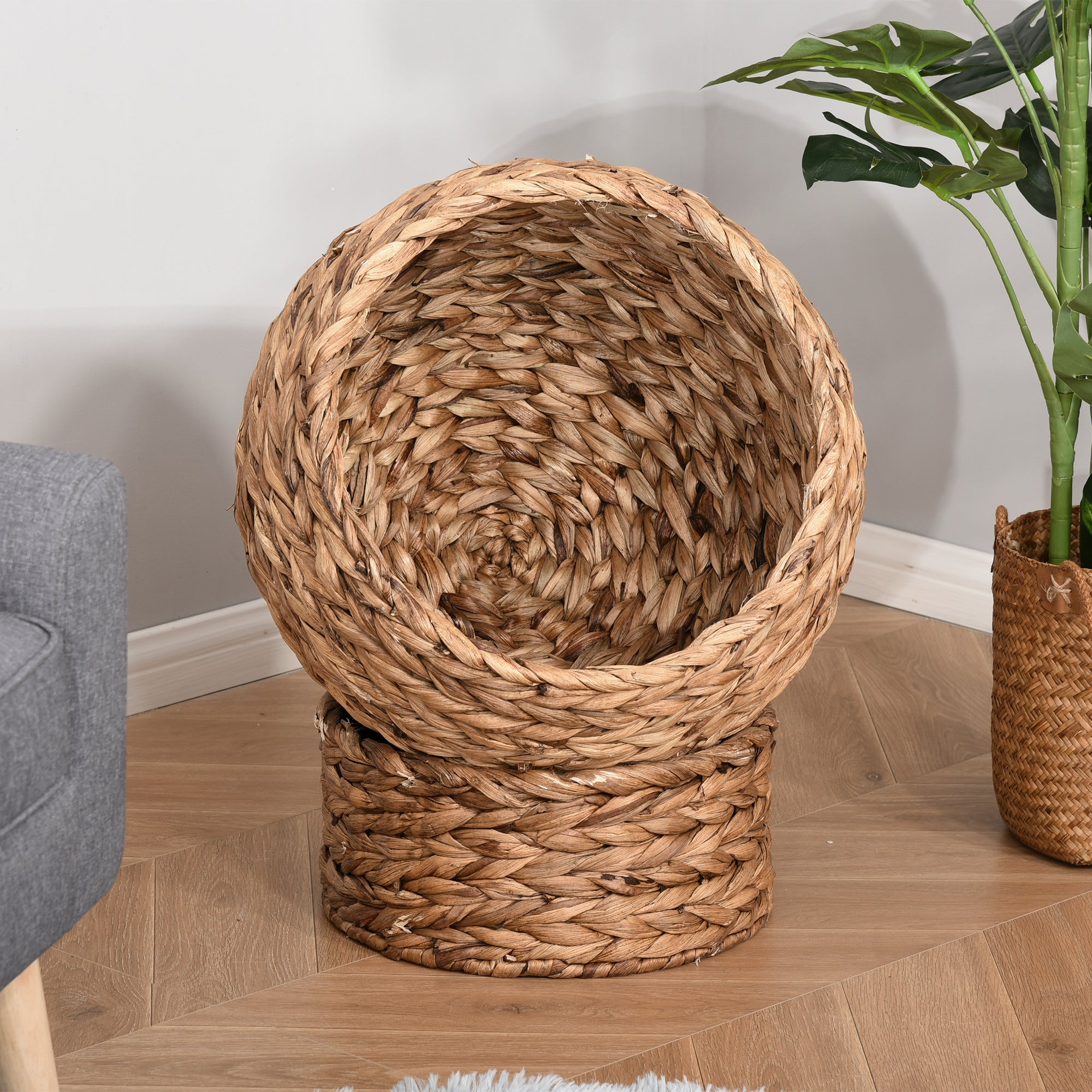 20" Natural Braided Banana Leaf Elevated Cat Bed Basket with Cushion - Brown